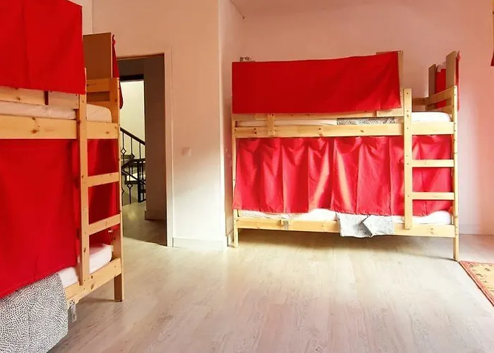 Aguere Nest Hostal *